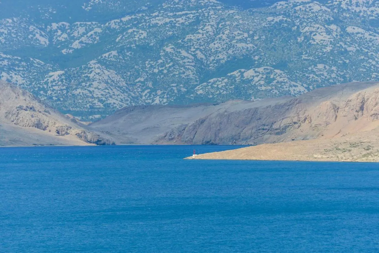 Crowonder Pag View Apartments With Amazing Scenery Pag Town Croatia